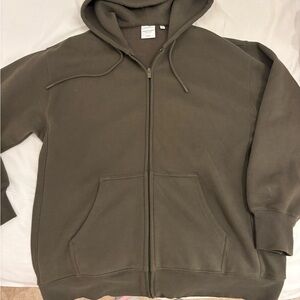 Aritzia Cozy fleece

Boyfriend fit